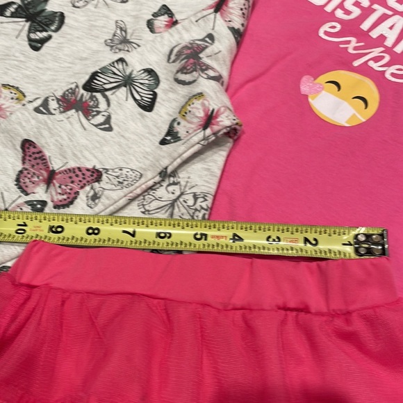 🟢 BUNDLE SALE 2 for $20 - 6-8 Years BUNDLE - Picture 7 of 7